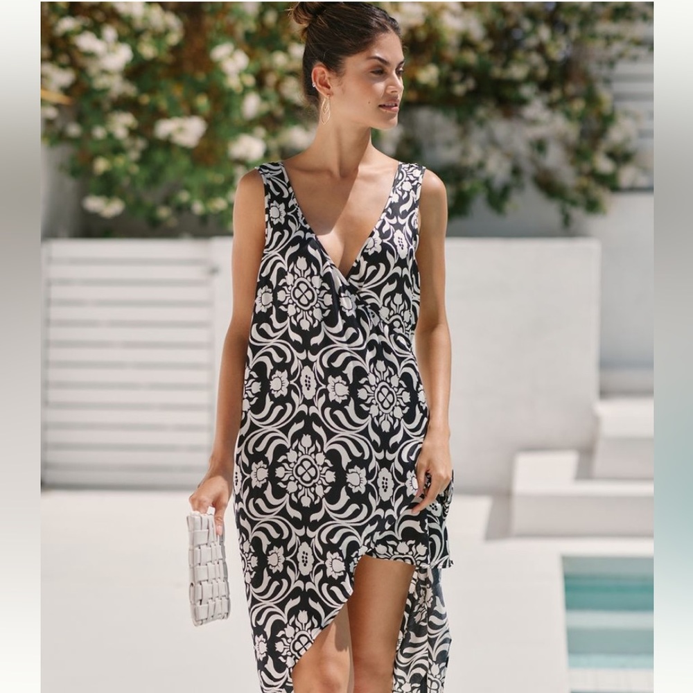 Anthropologie dress size Medium BNWT